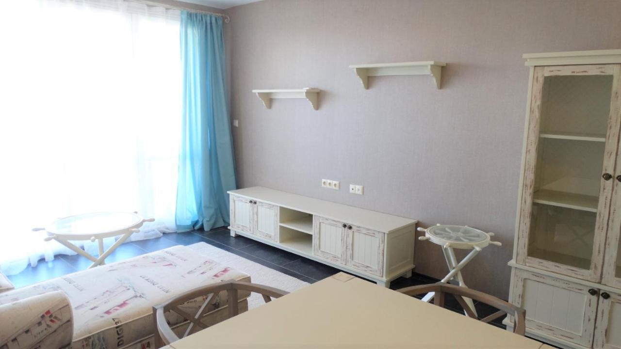 Captain'S Island Deluxe Chernomorets Buitenkant foto